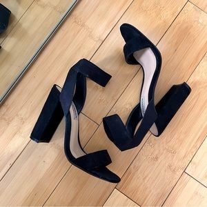 Steve Madden | Celebrate Black Suede Chunky Heel Sandal